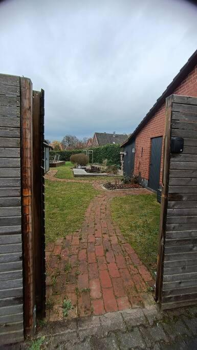 Gemuetliche Souterrain Wohnung Luneburg Ngoại thất bức ảnh