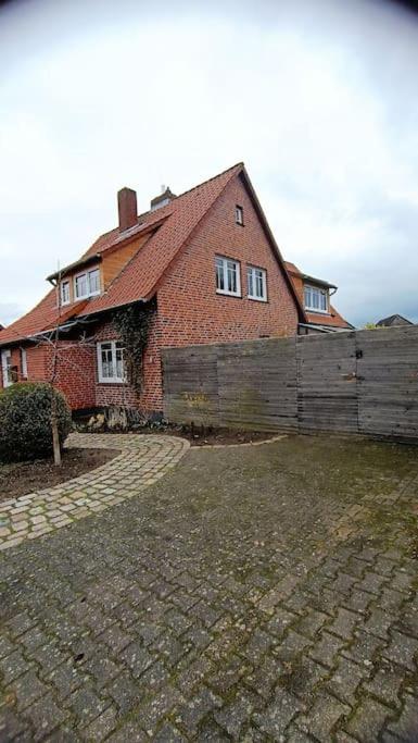 Gemuetliche Souterrain Wohnung Luneburg Ngoại thất bức ảnh